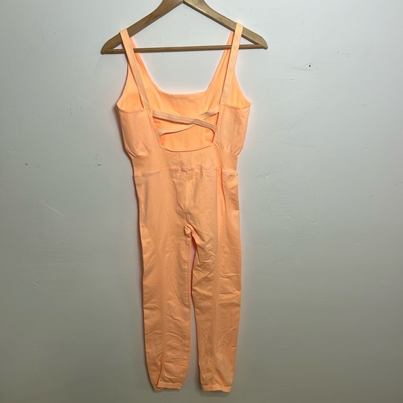 FP Movement Free People Good Karma Onesie Peach XL NWOT - Picture 6 of 13
